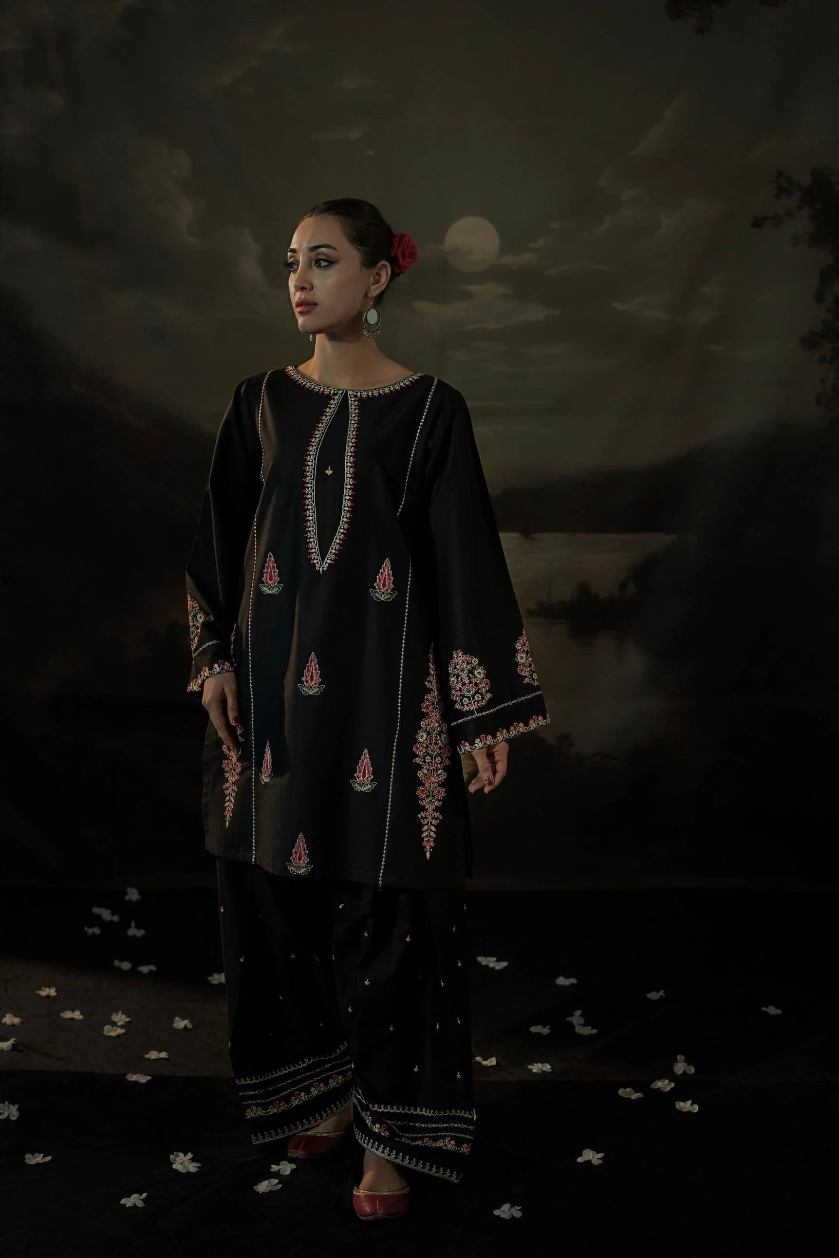 BLACK IRIS LONG LENGHT ( Embroided 2 PCs) - Image 5