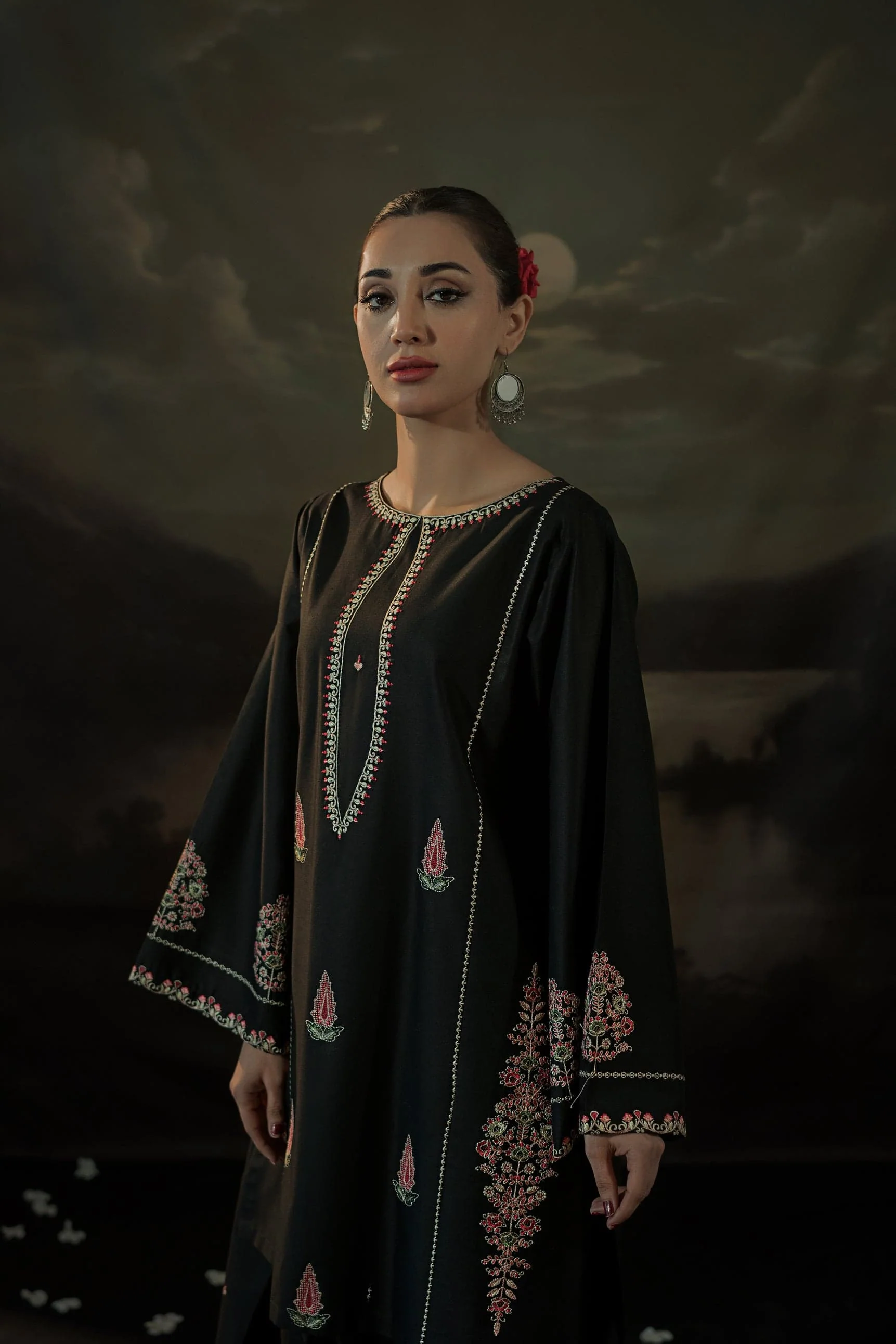 BLACK IRIS LONG LENGHT ( Embroided 2 PCs) - Image 8