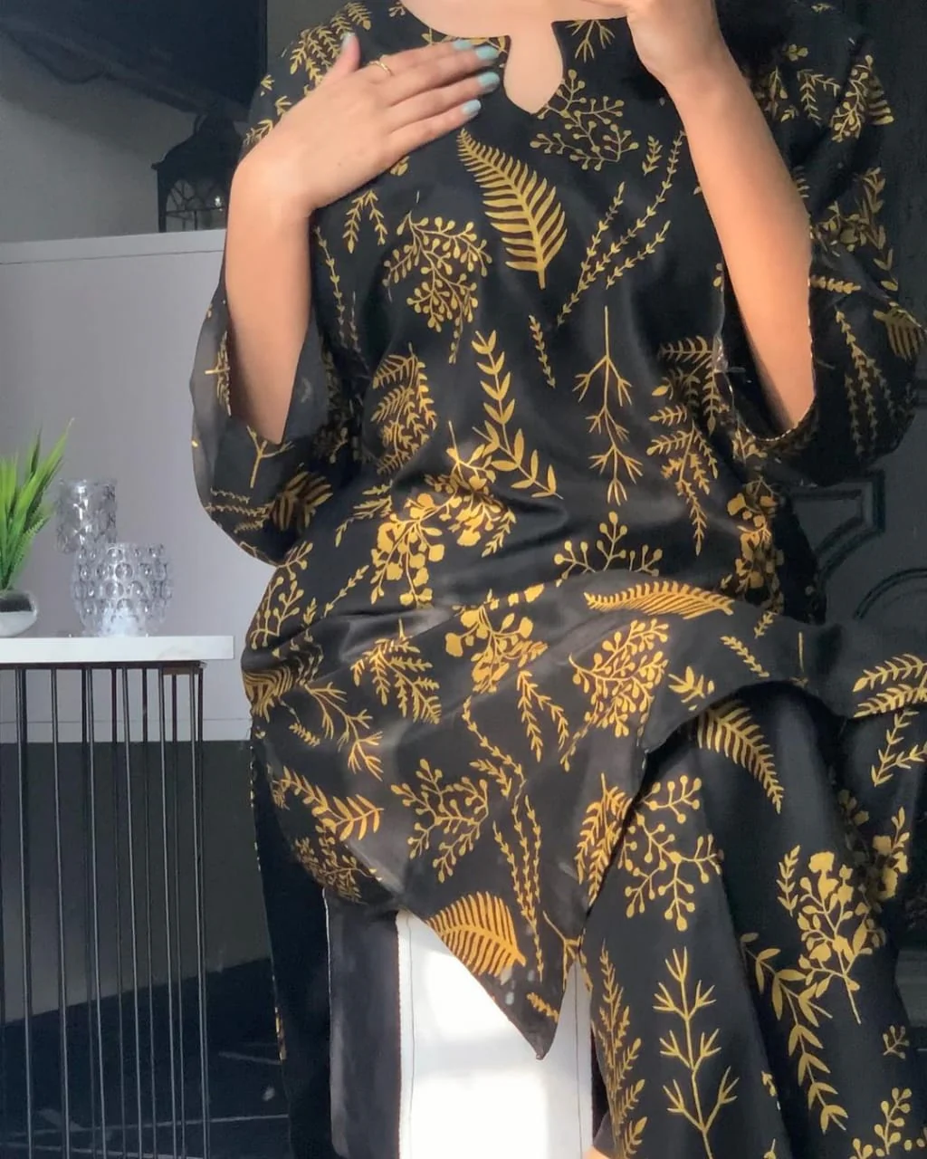 Floral Leaf (Stitched 2 PCs) - Image 18