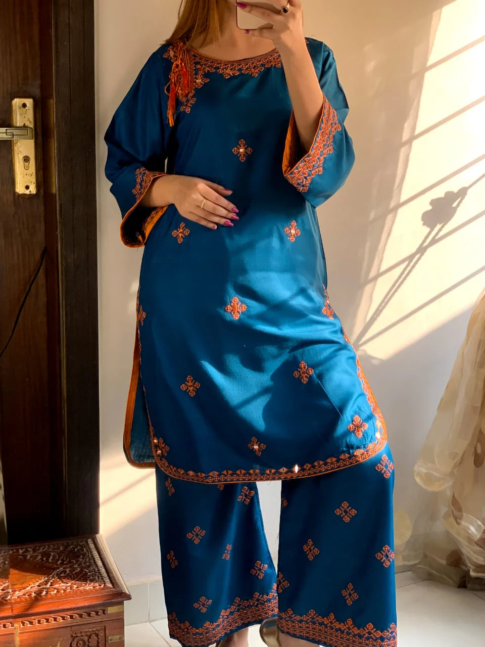 Gul Rang (Stitched 2 PCs) - Image 5