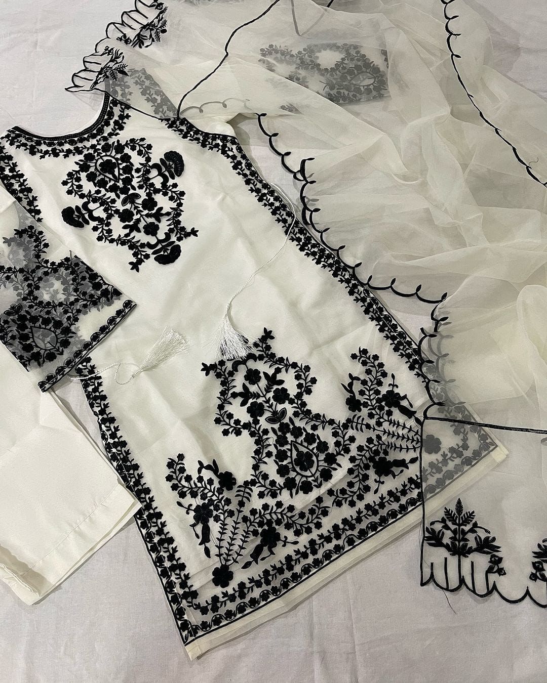 JANE-JANNAT (Organza 3PCs) - Image 5