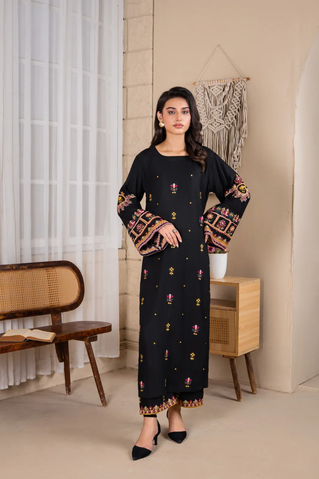 Luna (Embroided 2 PCs) - Image 3