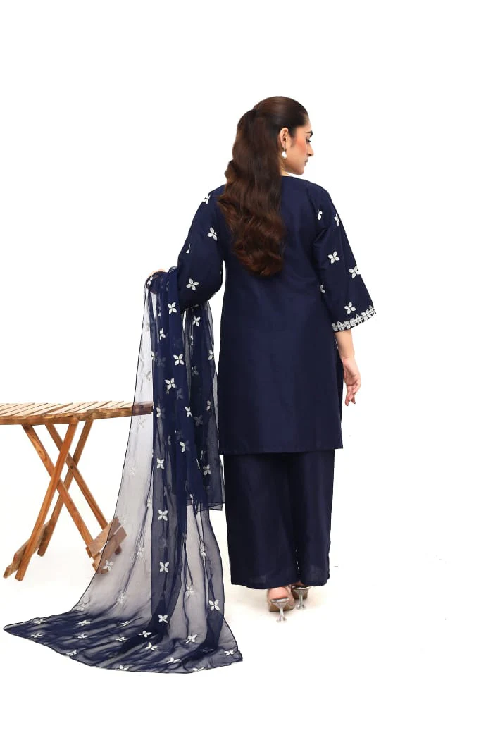 Midnight  – 3 Piece Embroidered Linen - Image 3