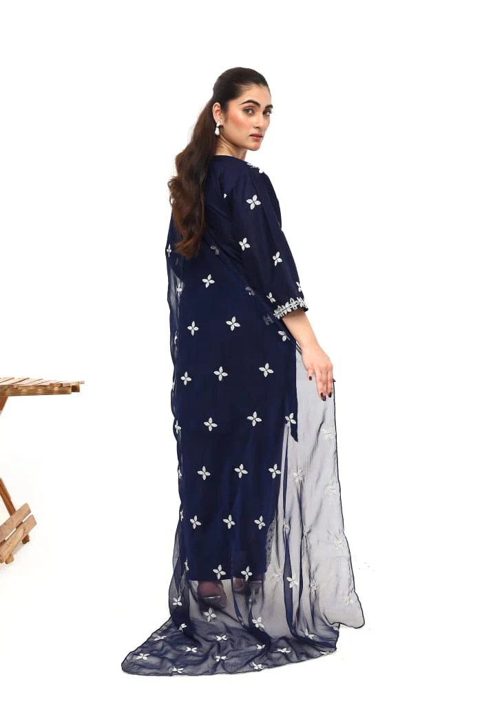 Midnight  – 3 Piece Embroidered Linen - Image 4