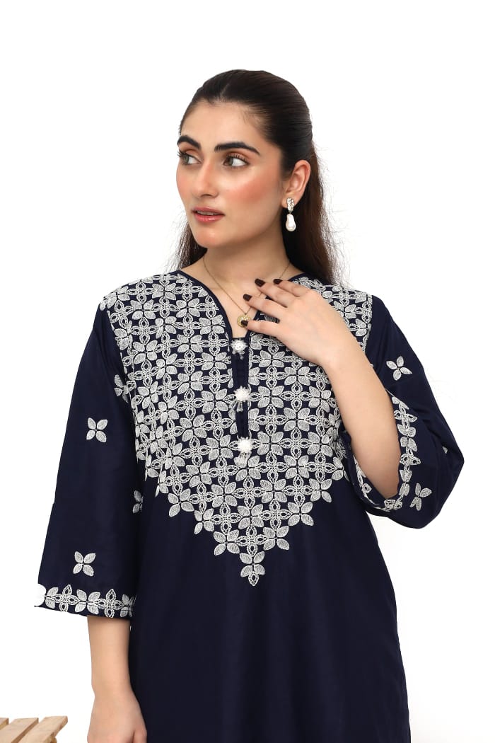 Midnight  – 3 Piece Embroidered Linen - Image 5