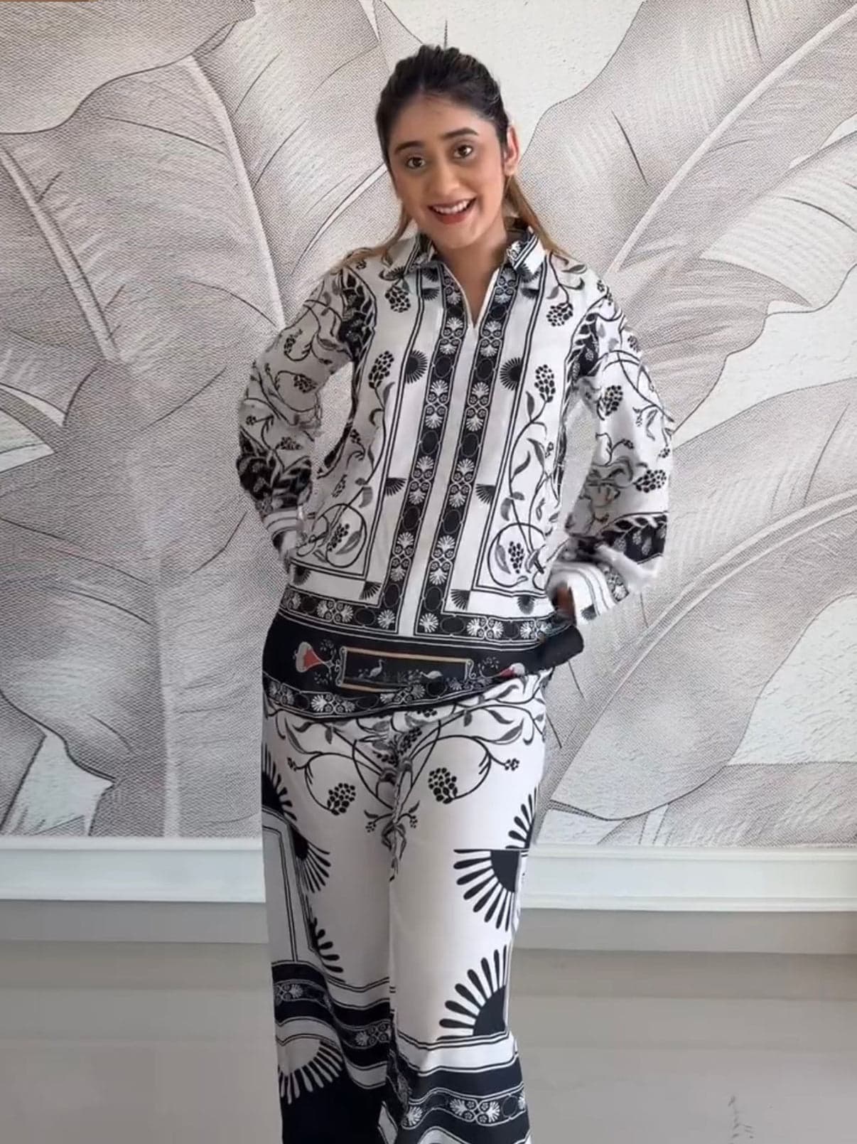Nisa (Stitched 2 Pcs) - Image 8