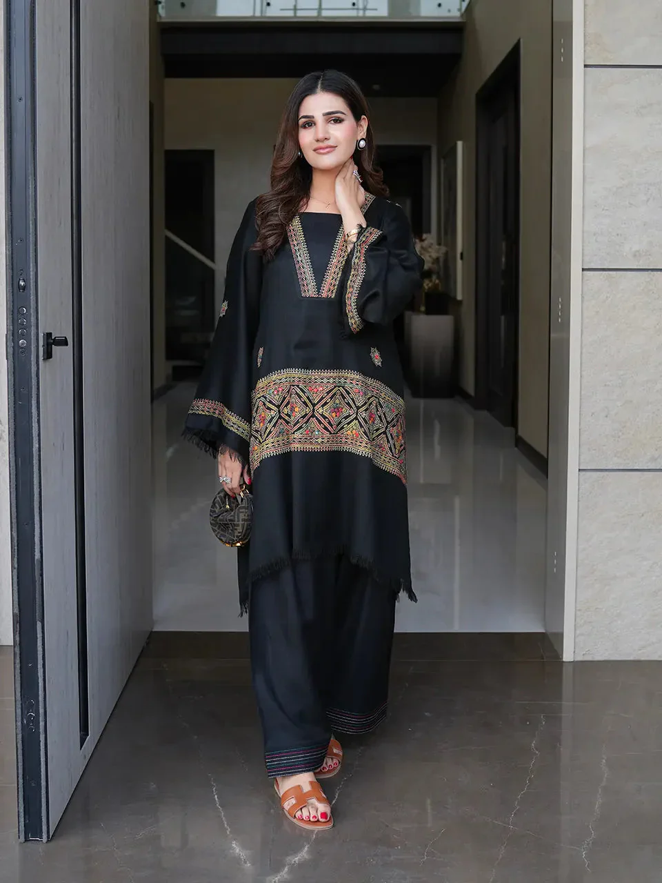 Sheesh (Stitched 2 Pcs) - Image 4