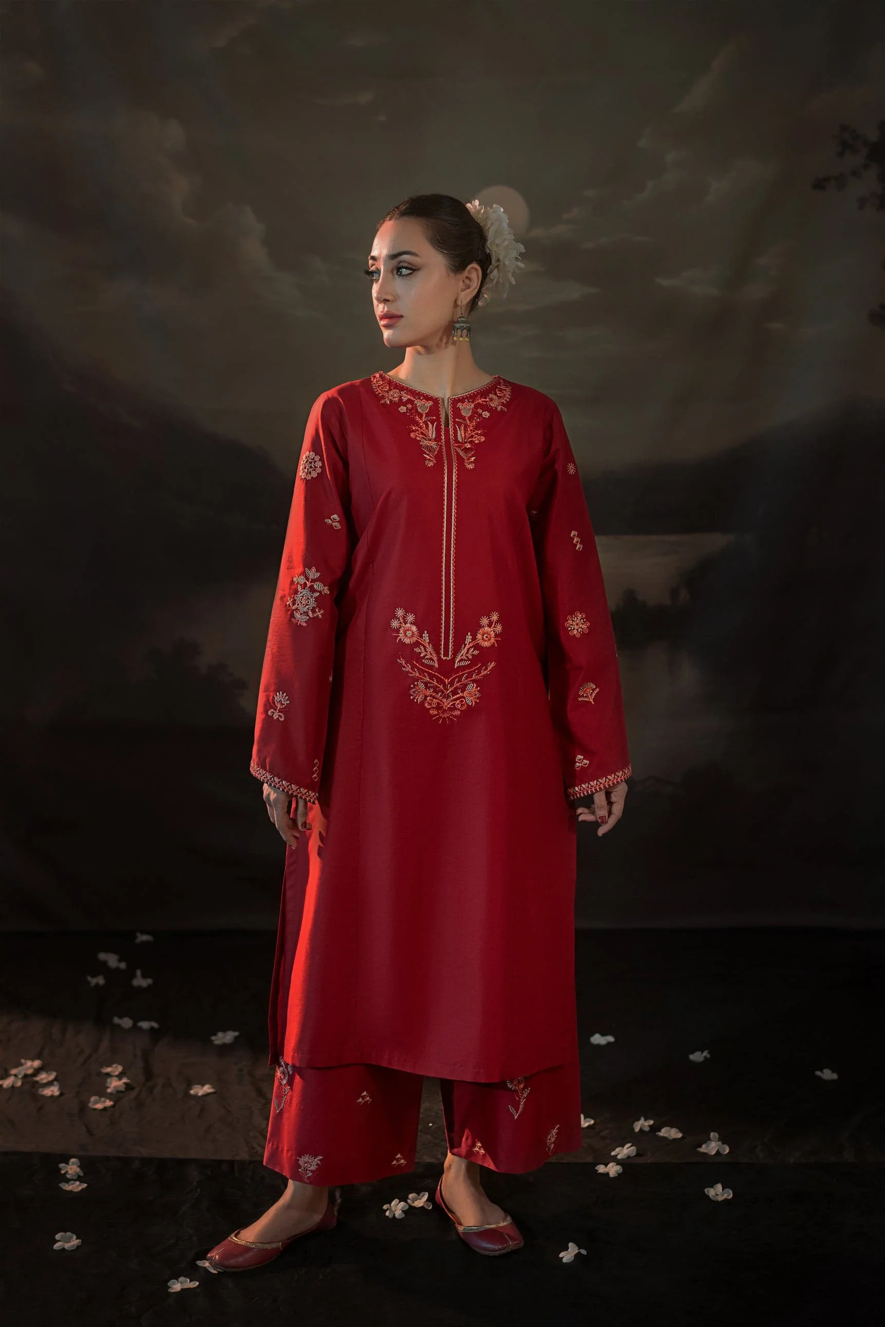 Tulip Long Length (Embroided 2 PCs)