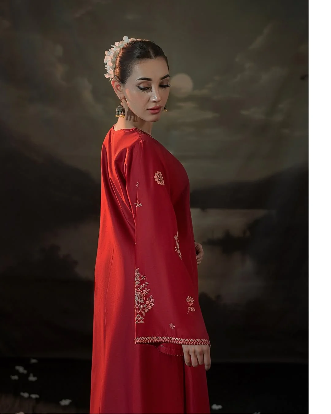 Tulip Long Length (Embroided 2 PCs) - Image 2