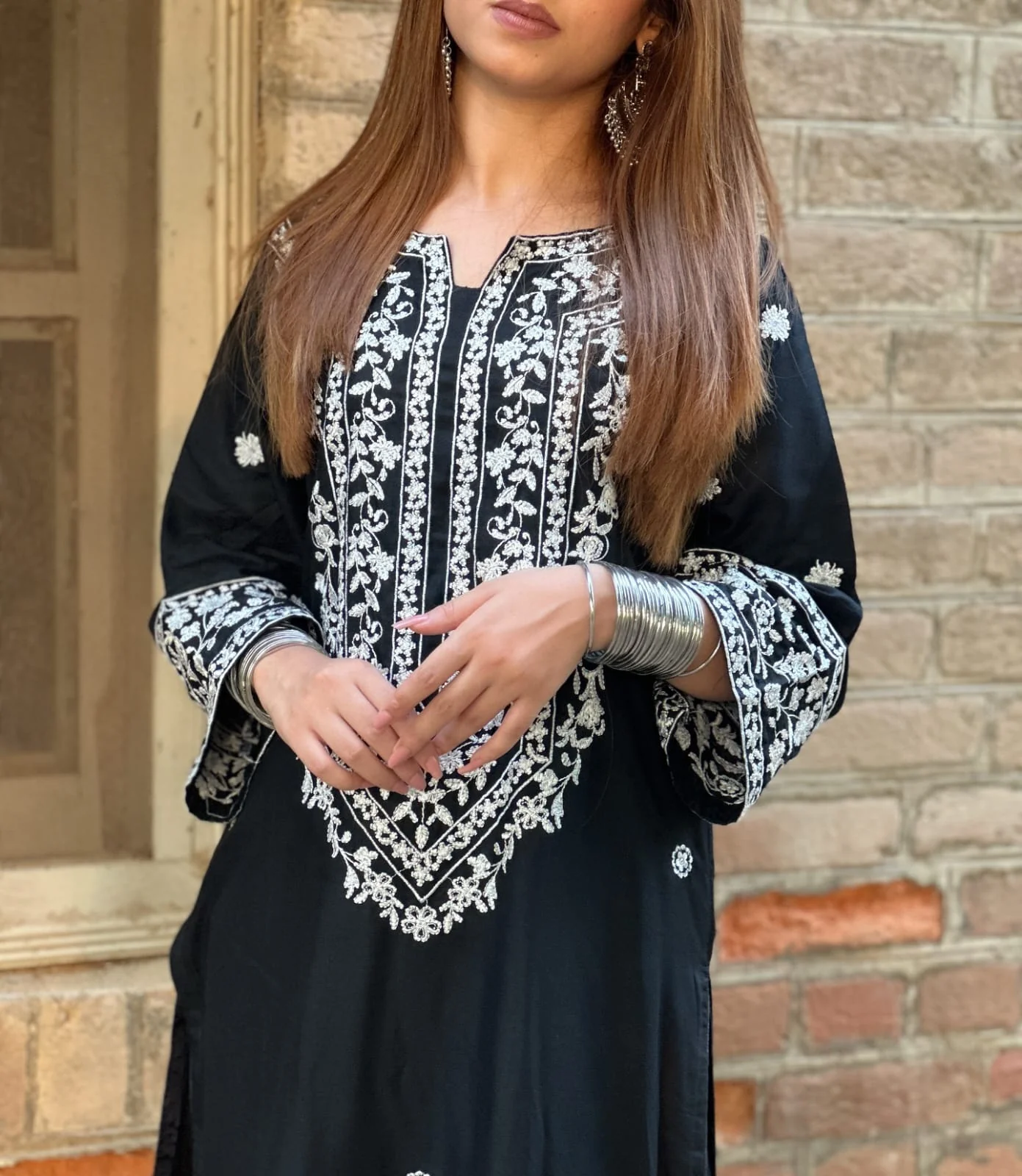 Black Bloom (Embroided 2 PCs) - Image 9