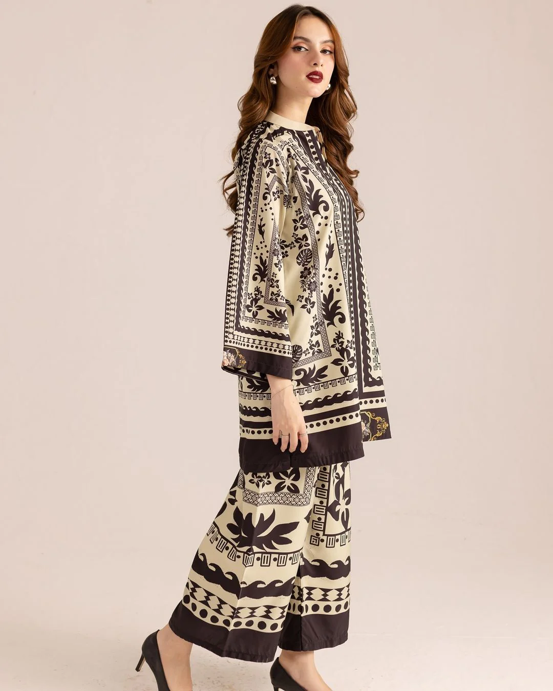 Urwa (Degital Stitched 2 Pcs) - Image 12