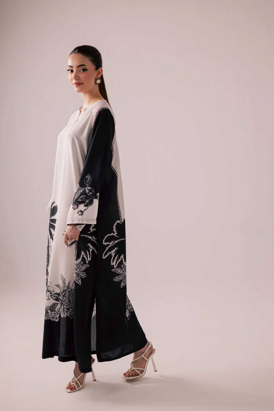 Winter Harmony 2-Piece - Image 4